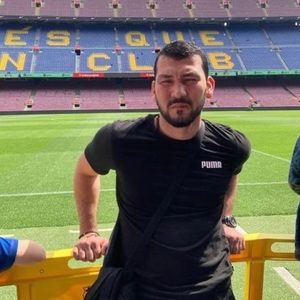 Meet your Posher, Anderson